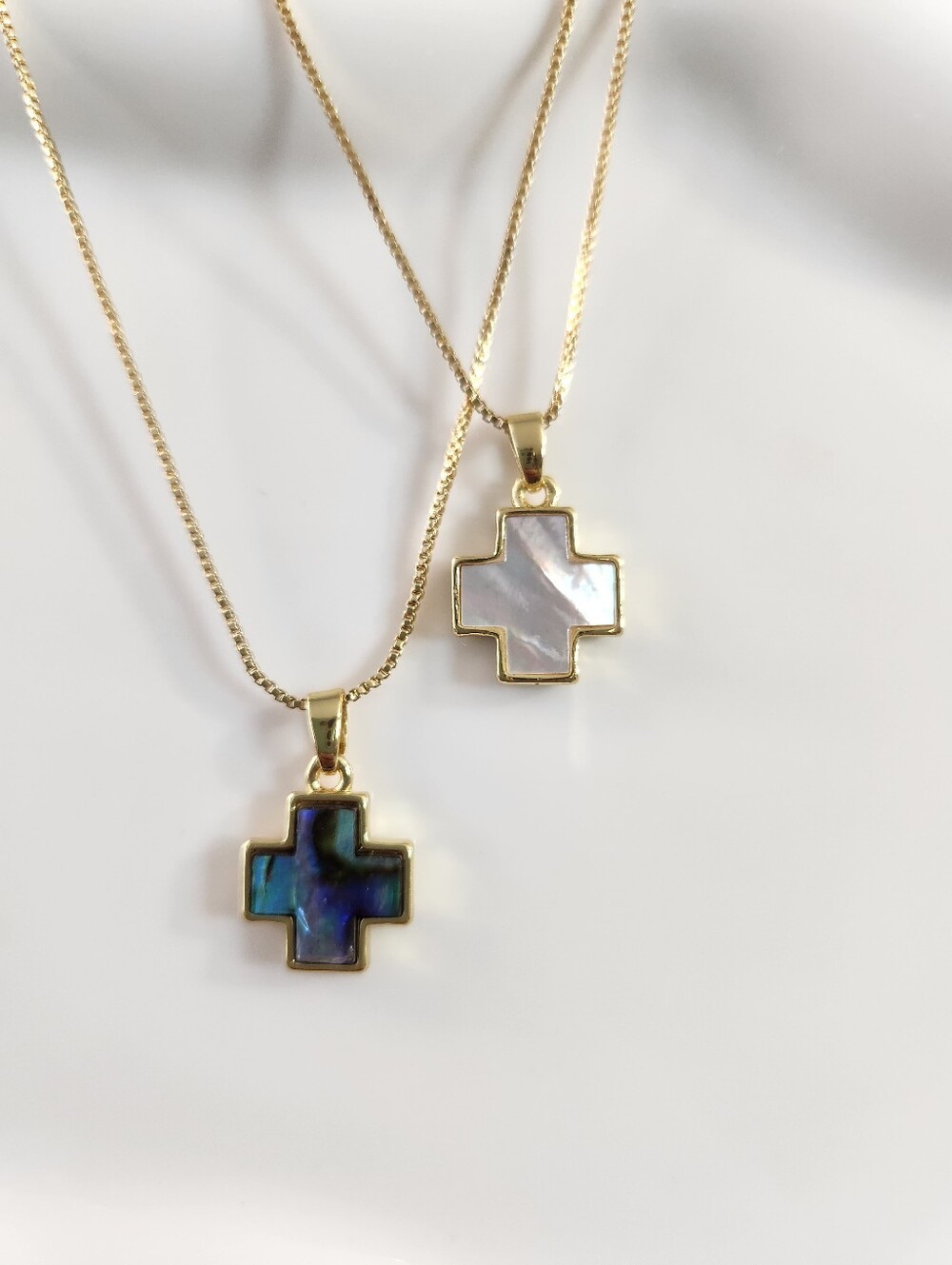 Dainty Cross Pendant Necklace